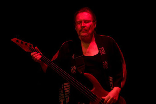 Cloudfire: Dave playing fretless electric bass, Gualala Arts Center, June, 2011 Cloudfire: Dave playing fretless electric bass, Gualala Arts Center, June, 2011