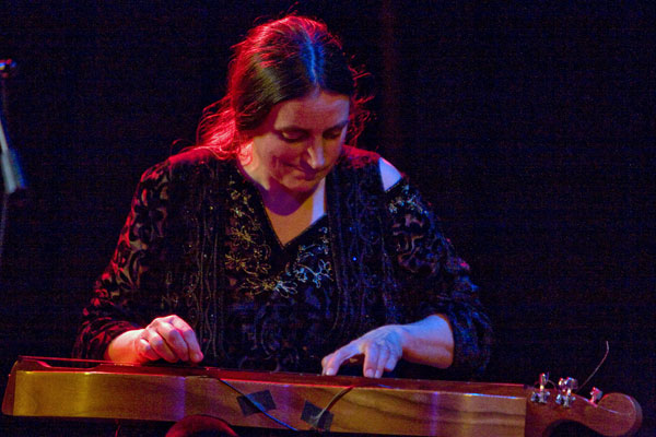 Cloudfire: Gretchen playing dulcimer