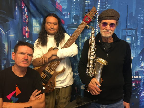 Chateaux Pax musicians